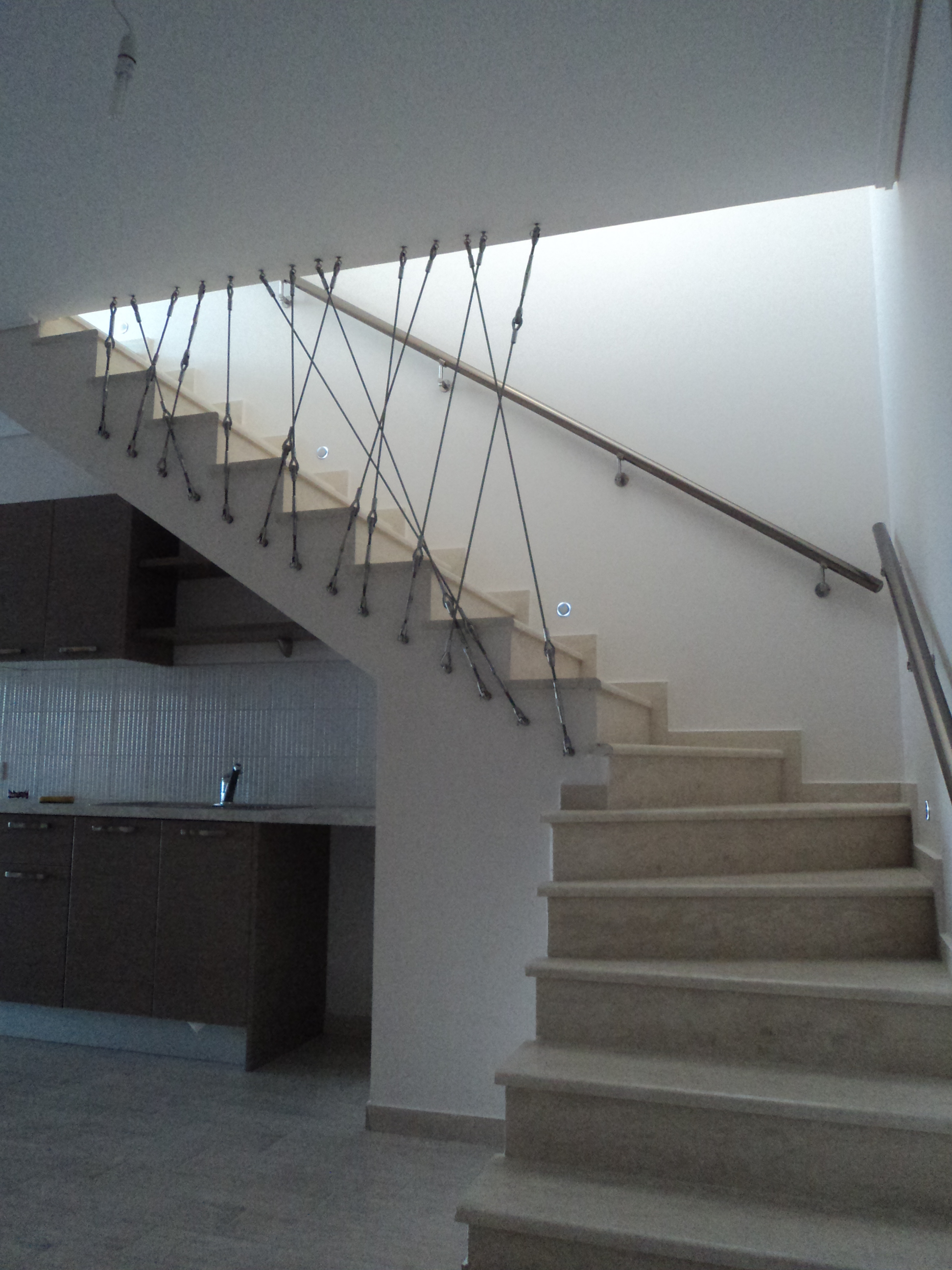 Κάγκελα εσωτερικής σκάλας σπιτιού